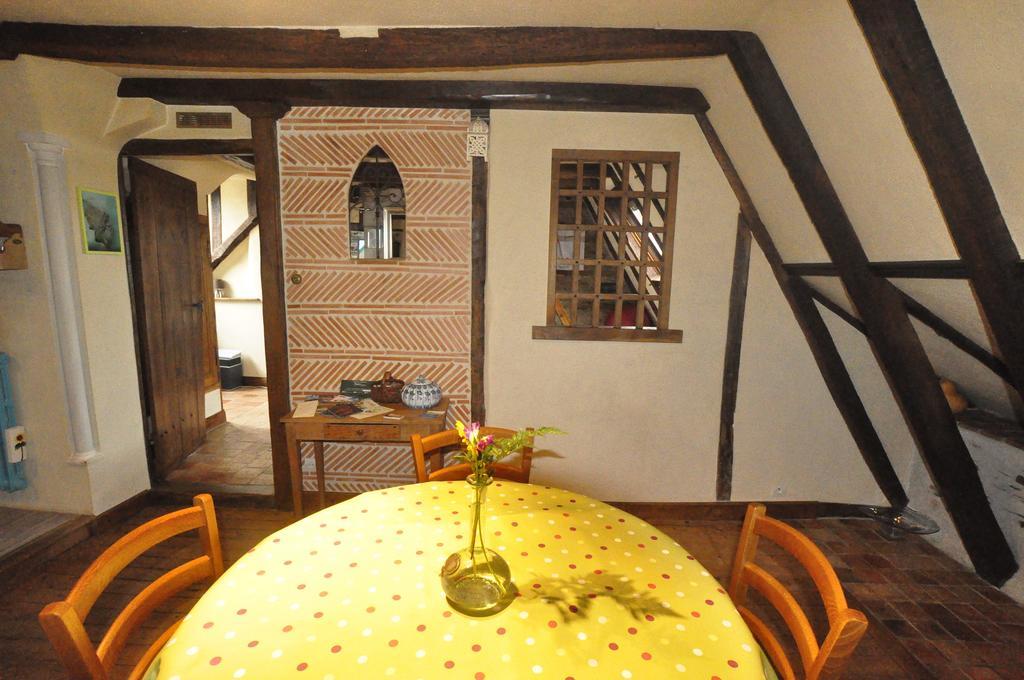 Le Petit Logis De Tinteniac Angers Pokoj fotografie
